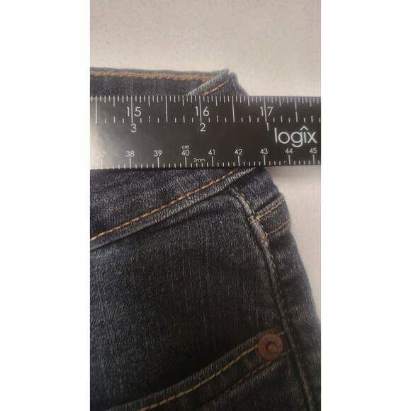 Signature By Levi's Women's Modern Skinny Jeans Size 16S EUC - Picture 4 of 7